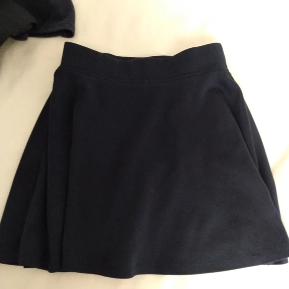 Bundle 3 girls school skirts with shorts navy 5/6 - Picture 3 of 4